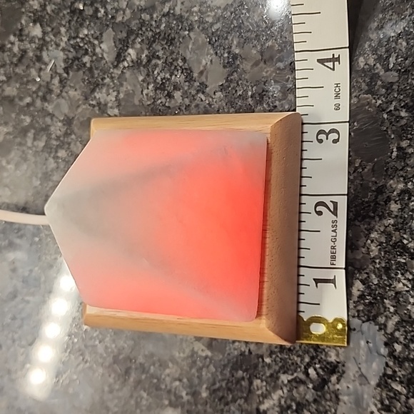 Crystal Pyramid - LED Color Changing Desk Decor 🔮🪬 - Picture 3 of 5